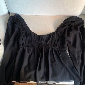 A&F blouse 🌸🥂🎀 NEVER WORN